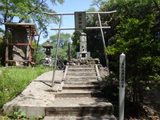 御霊神社(長曽我部信親墓地内)