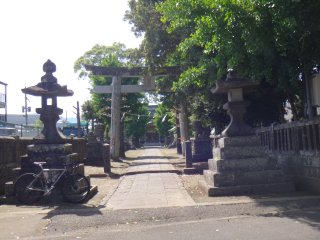 八幡宮(中戸次中津留)