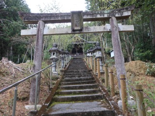 鳴滝の妙見宮(三寳寺)