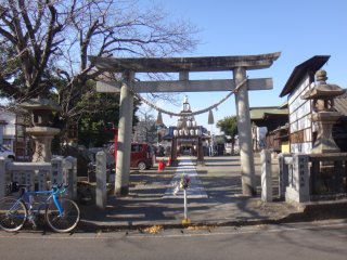 柞原八幡宮仮宮・火王宮