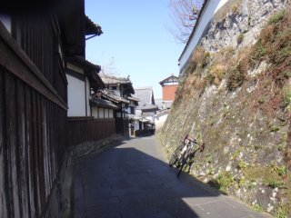 二王座